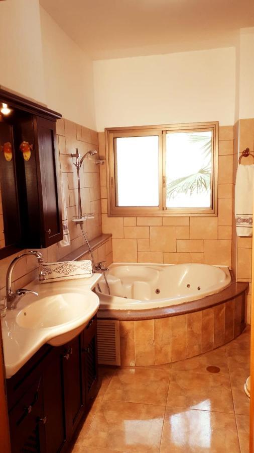 Huge & Private Villa In Kibbutz Дафна Екстер'єр фото